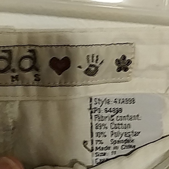 Khaki Capris - Picture 4 of 4